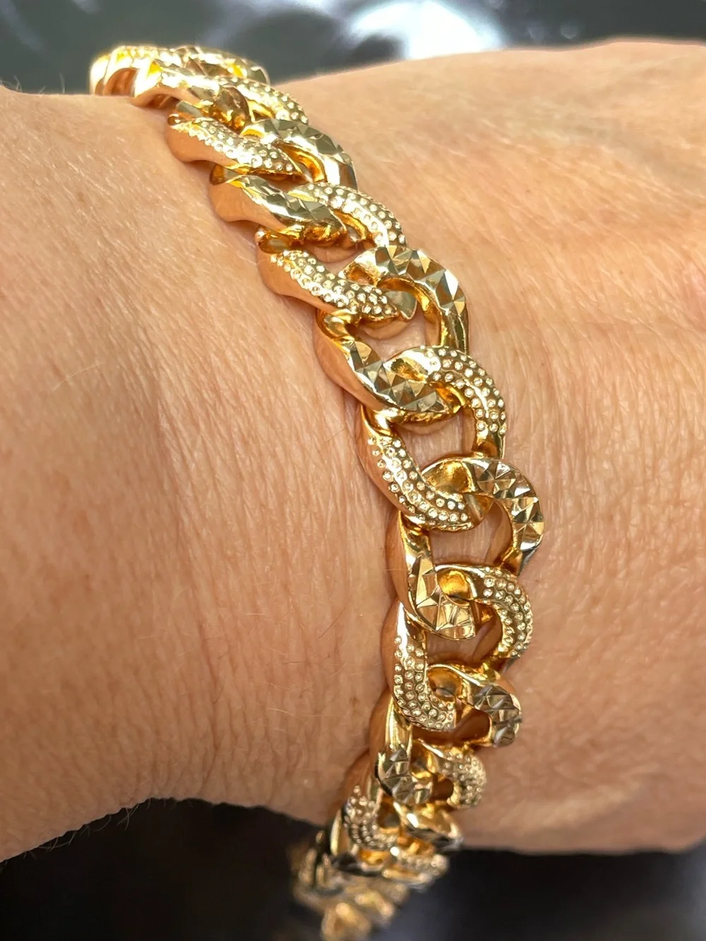 Gold Pavé Cuban Link Bracelet. Unisex